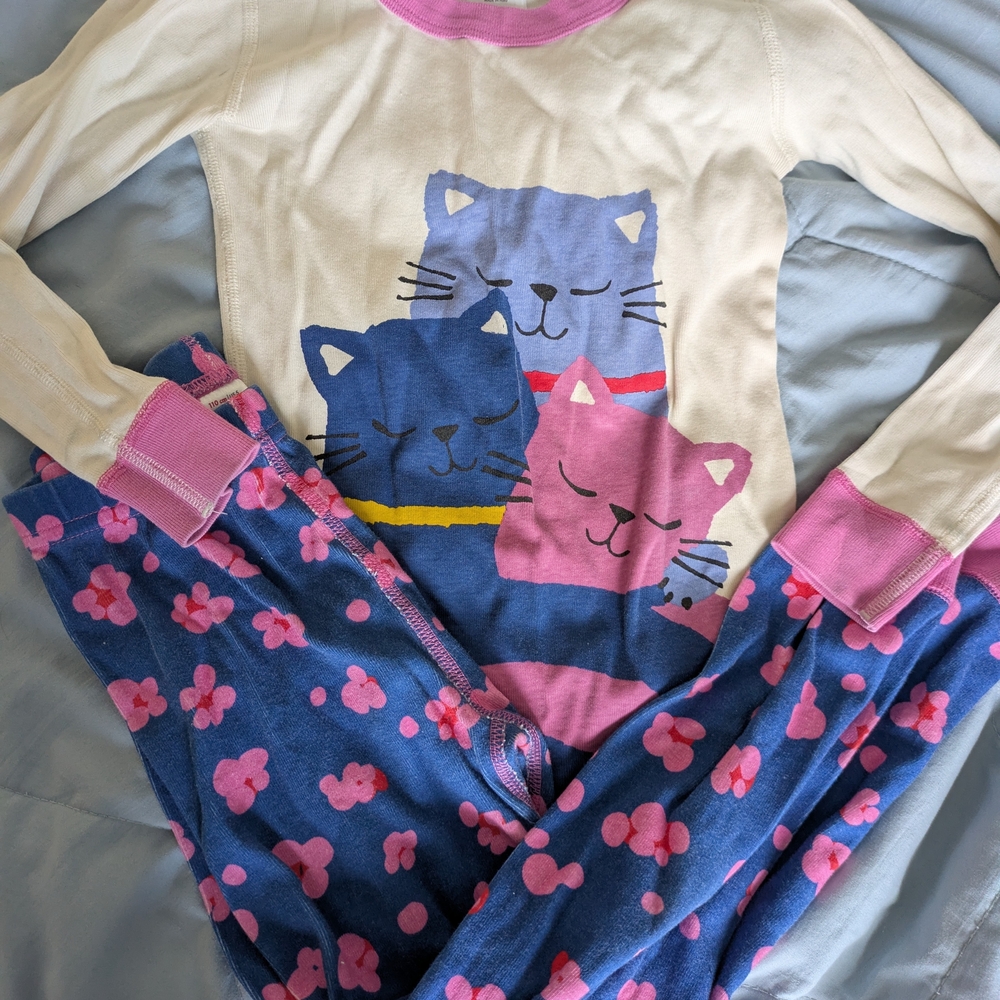Hanna Andersson Cream and Blue Cat Pajama Set